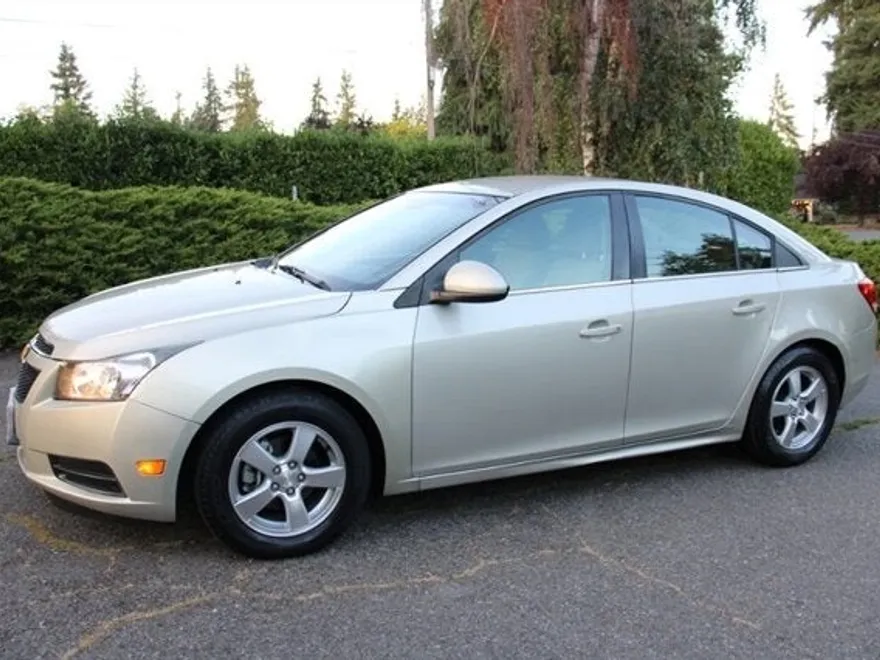 2014 Chevrolet Cruze photo 1