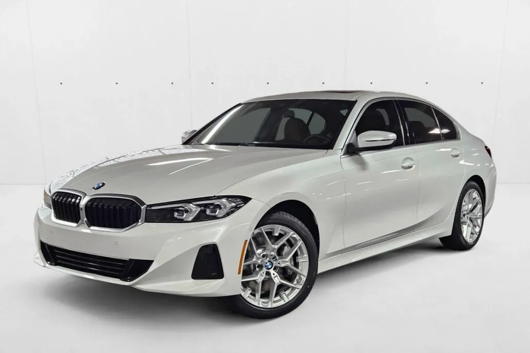 2025 Bmw 330i xDrive Sedan photo 1