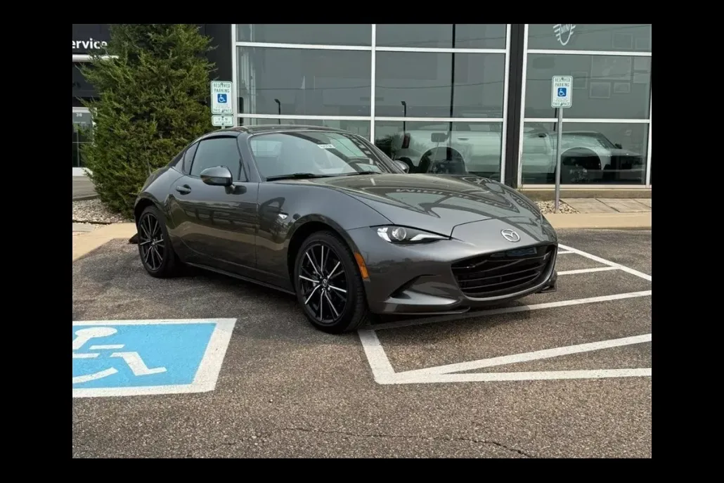 2024 Mazda MX-5 Miata Miata RF Grand Touring photo 1