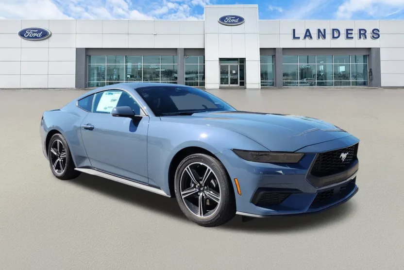 2025 Ford Mustang EcoBoost Premium photo 1