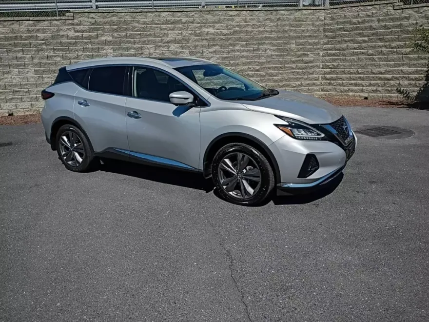 2022 Nissan Murano Platinum photo 1