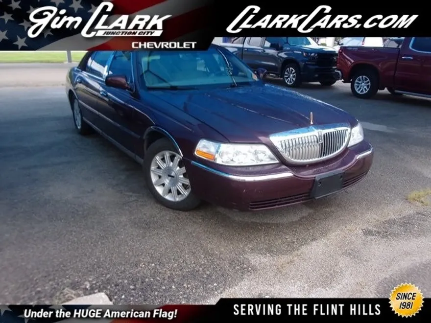 2006 Lincoln Town Car Executive photo 1