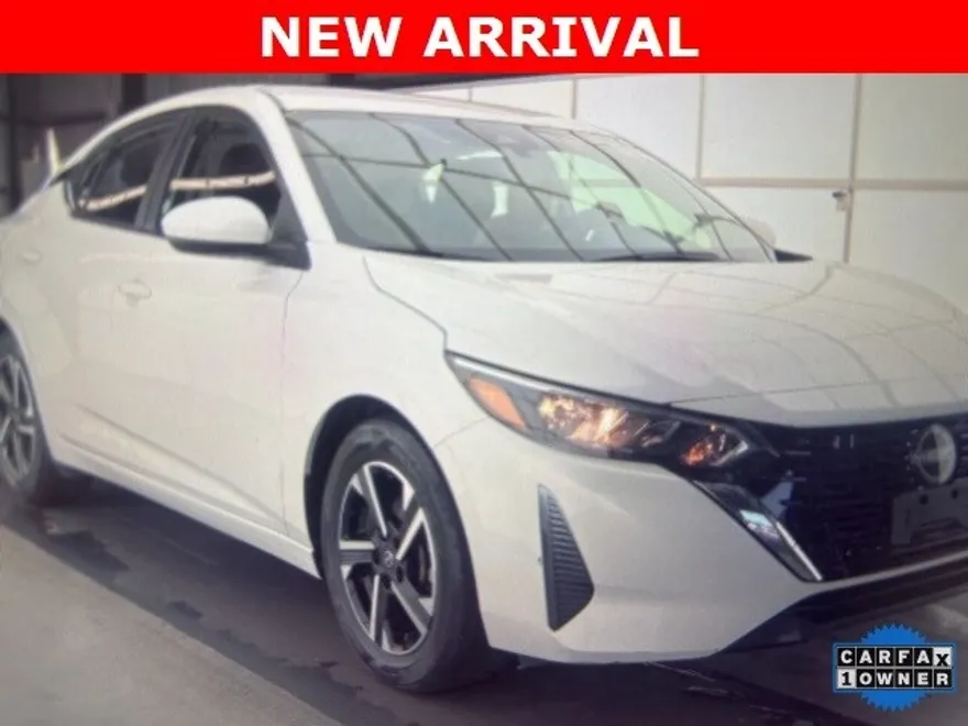 2024 Nissan Sentra SV photo 1