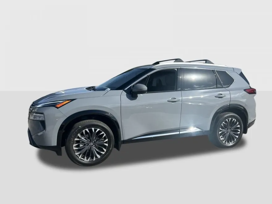 2025 Nissan Rogue Platinum photo 1