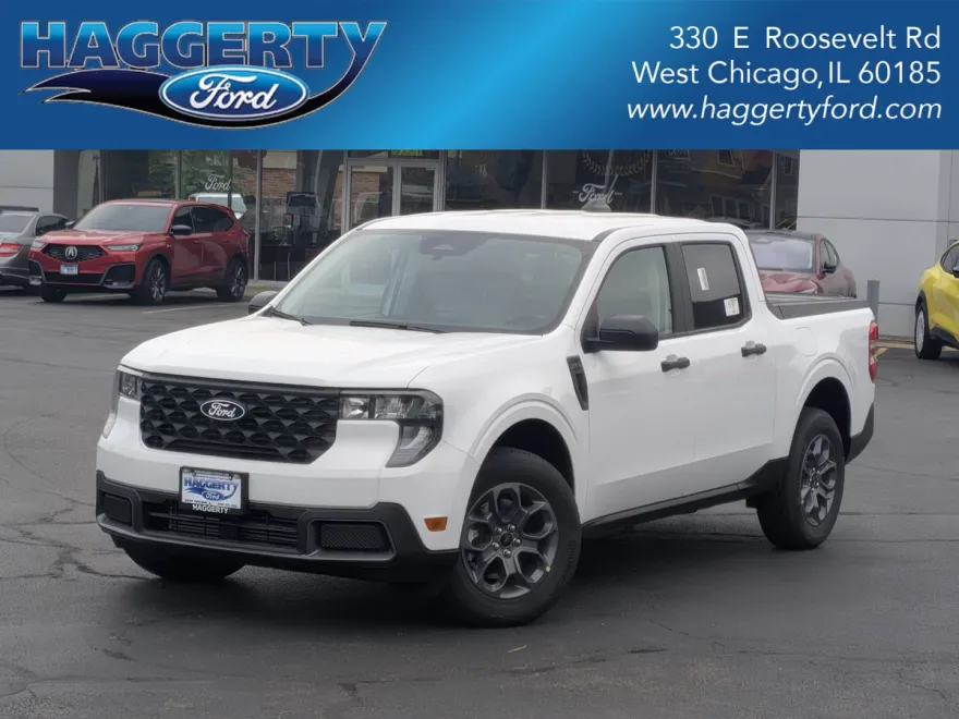 2025 Ford Maverick XLT photo 1