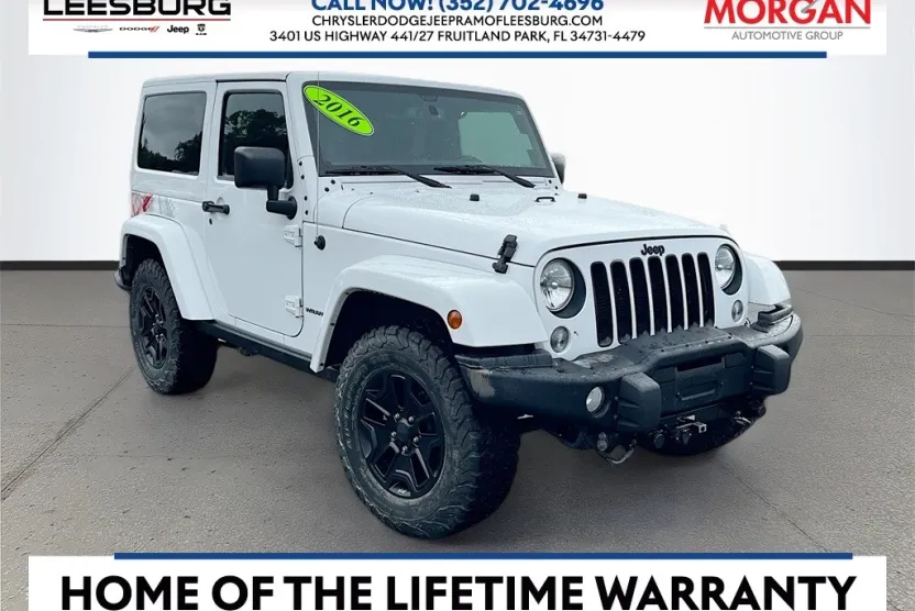 2016 Jeep Wrangler Sahara photo 1