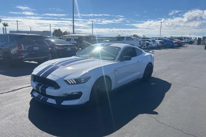2020 Ford Mustang Shelby GT350 photo 1