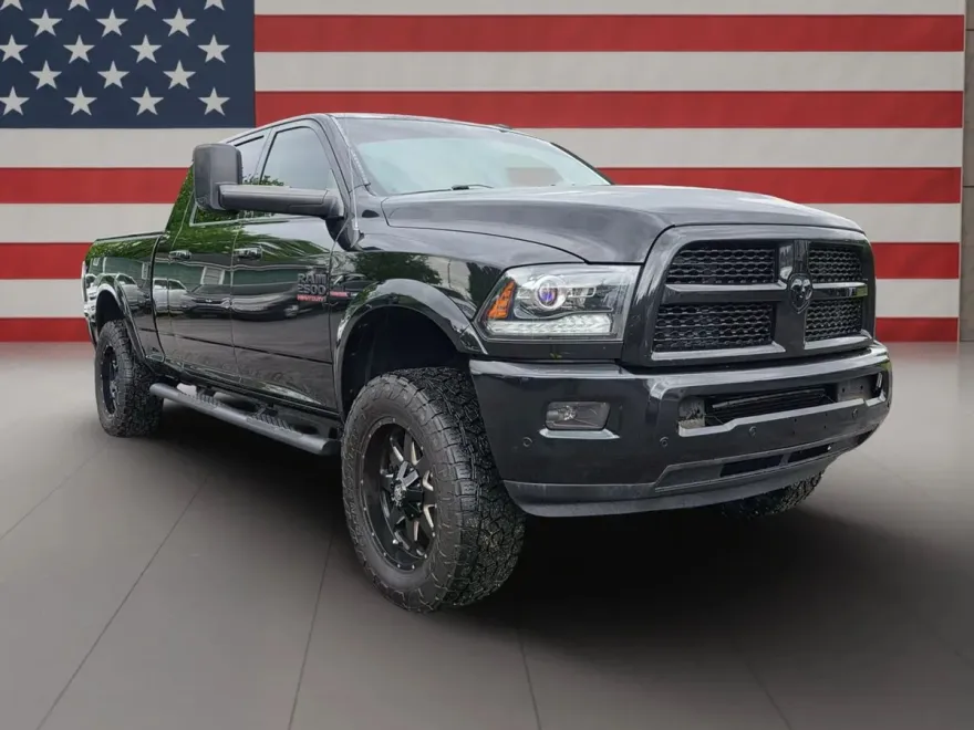 2016 Ram 2500 Laramie photo 1