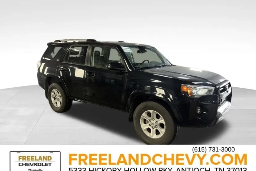 2024 Toyota 4Runner SR5 photo 1