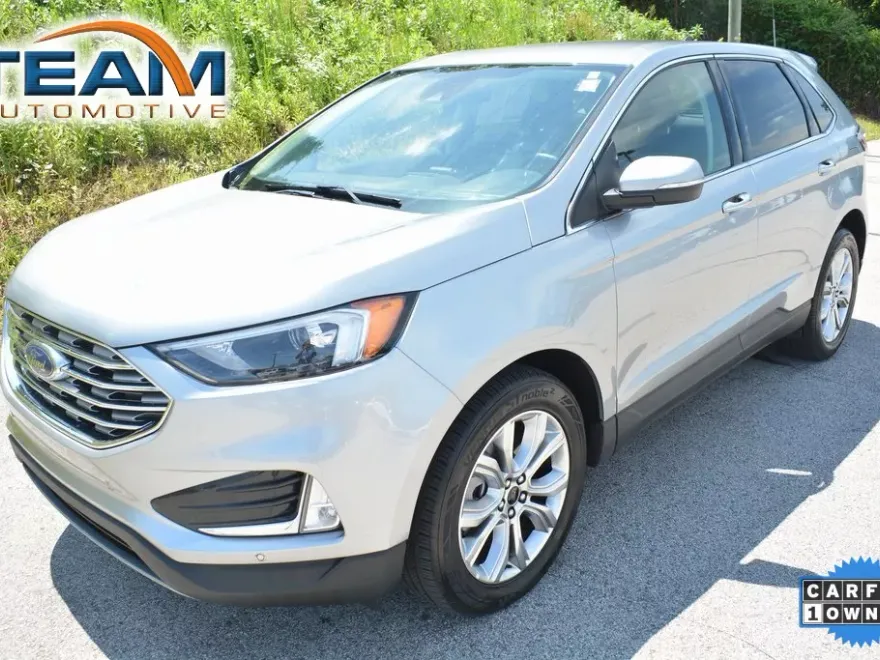 2024 Ford Edge Titanium photo 1
