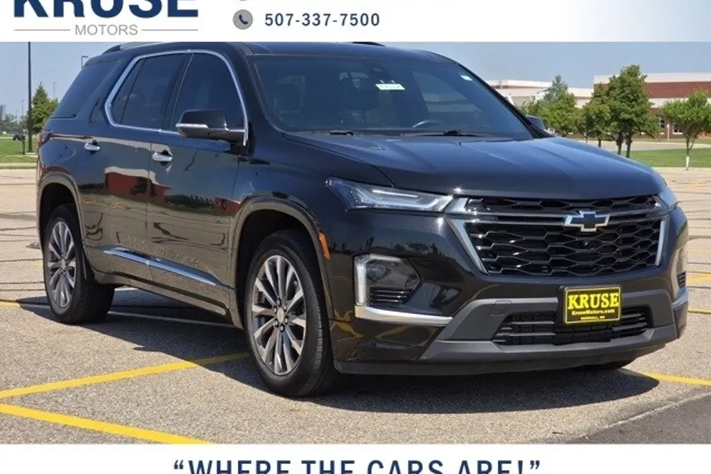 2022 Chevrolet Traverse Premier photo 1