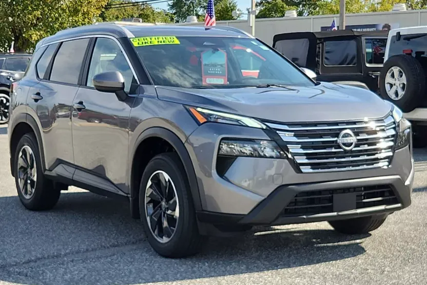 2026 Nissan Rogue SV photo 1