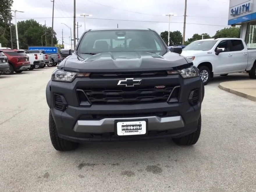 2025 Chevrolet Colorado Trail Boss photo 1