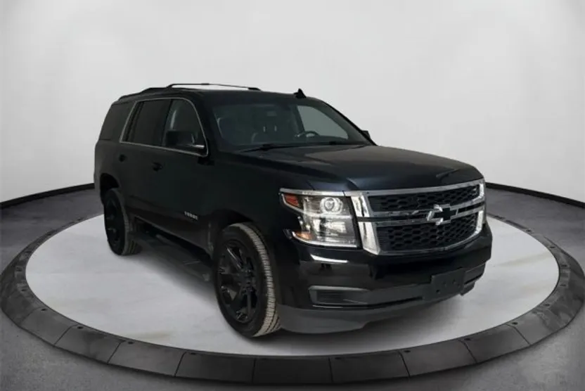 2018 Chevrolet Tahoe LS photo 1