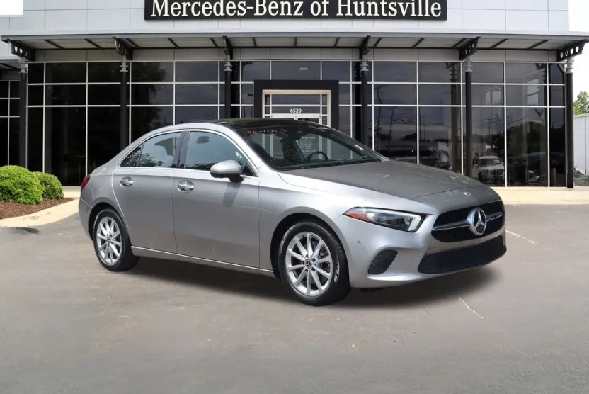 2021 Mercedes Benz A 220 photo 1