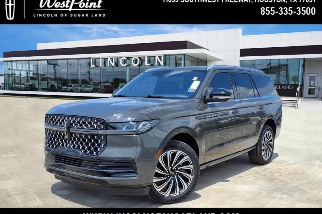 2025 Lincoln Navigator Black Label photo 1