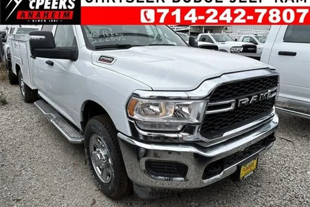 2023 Ram 2500 Tradesman photo 1
