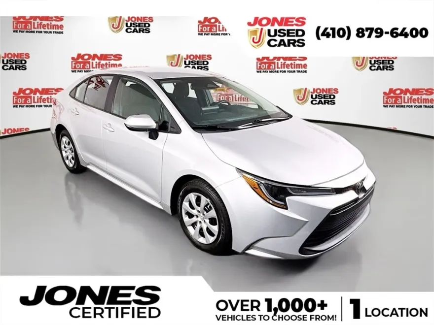 2023 Toyota Corolla LE photo 1