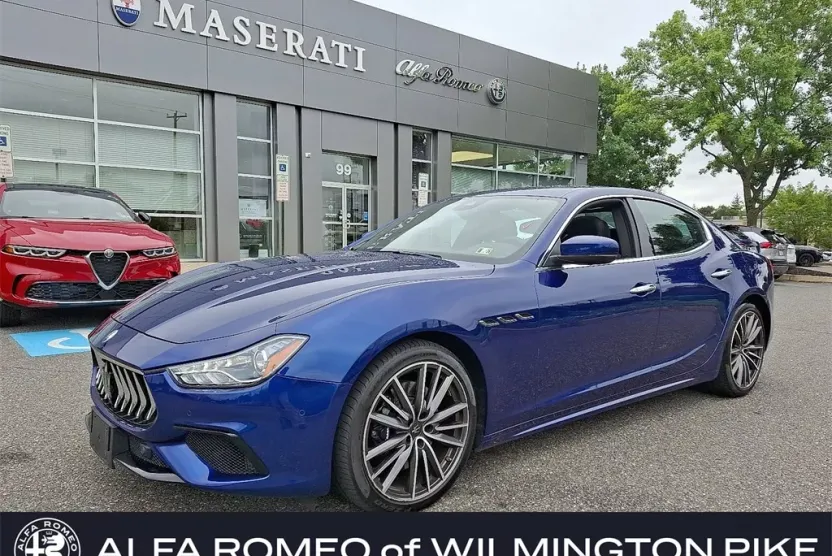 2020 Maserati Ghibli S Q4 photo 1