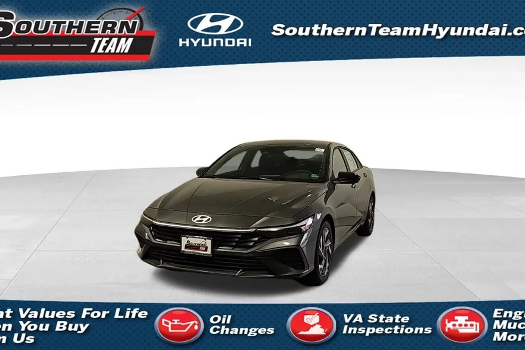 2025 Hyundai Elantra SEL Sport photo 1