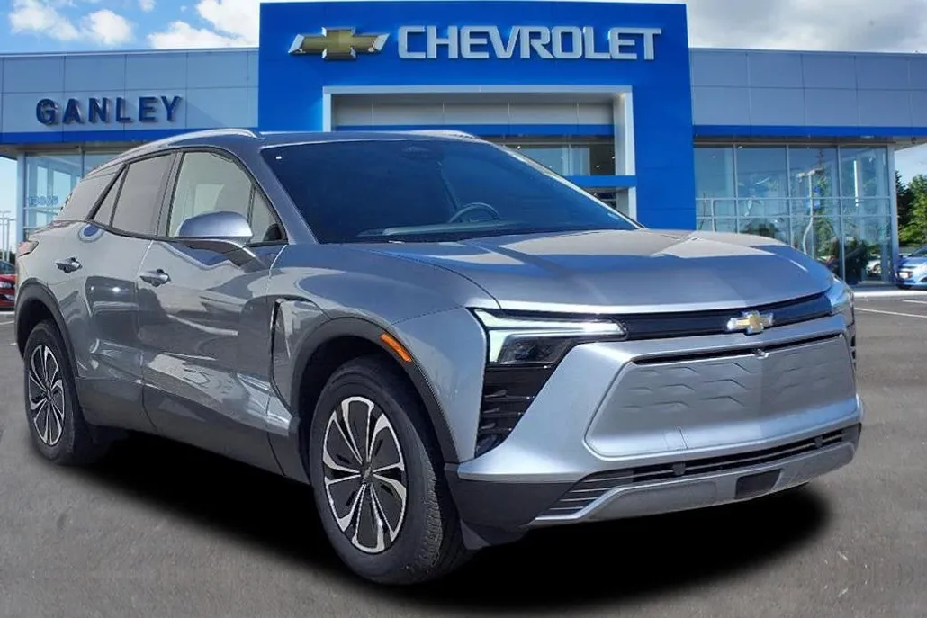 2025 Chevrolet Blazer EV photo 1