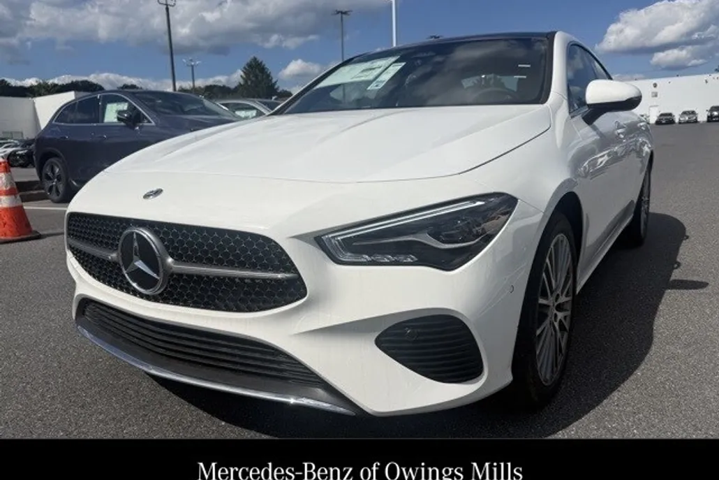 2025 Mercedes Benz CLA 250 4MATIC photo 1