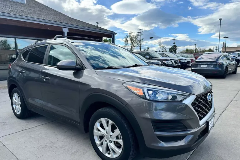 2021 Hyundai Tucson Value photo 1
