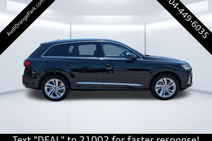 2024 Audi Q7 55 Premium Plus photo 1