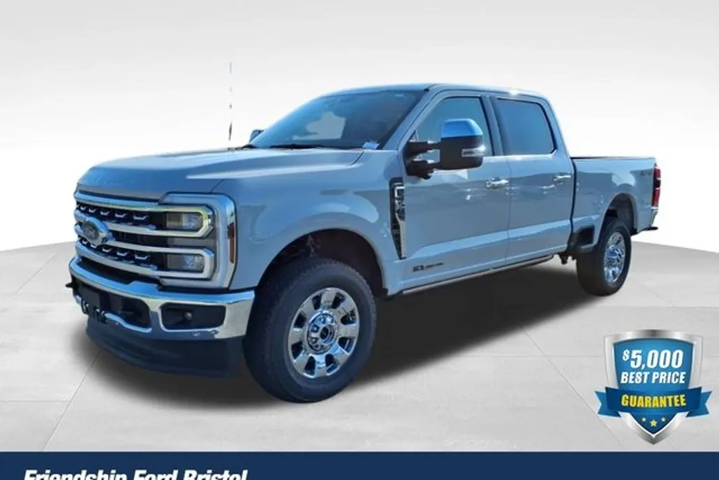 2025 Ford F-350 Lariat photo 1