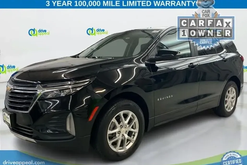 2022 Chevrolet Equinox LT photo 1