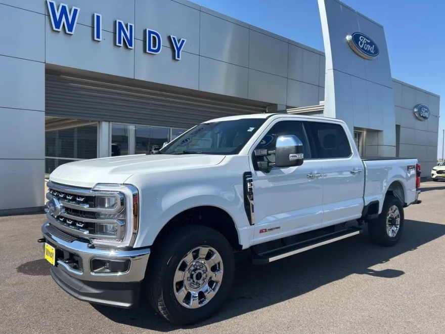 2025 Ford F-350 photo 1