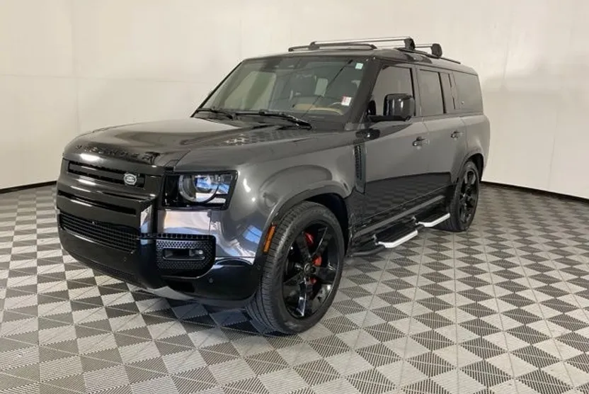 2023 Land Rover Defender 130 X photo 1