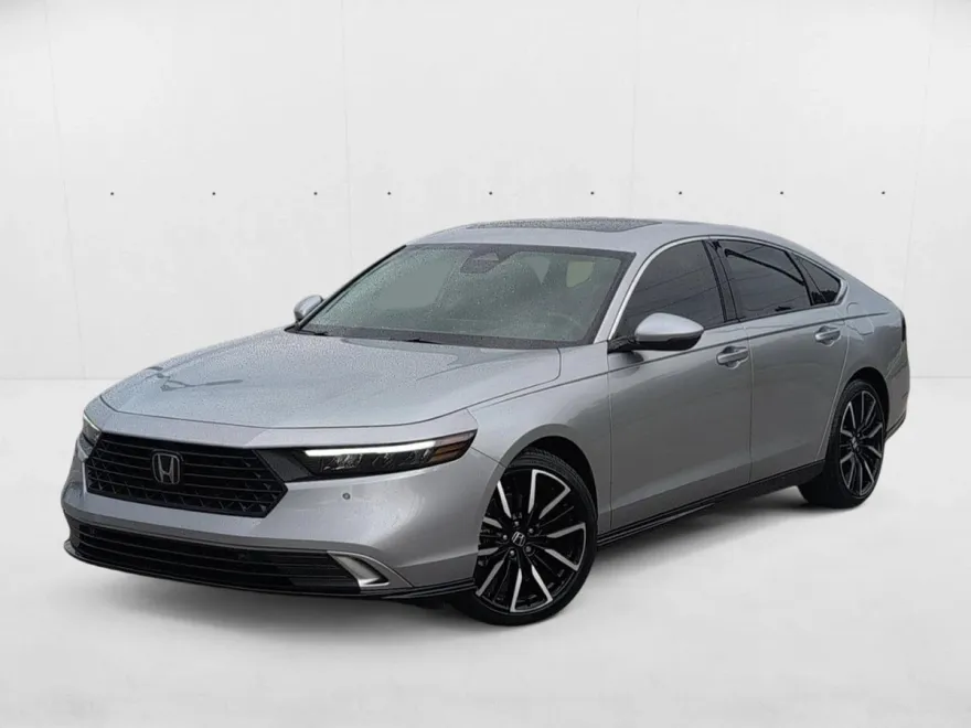 2024 Honda Accord Hybrid Touring photo 1