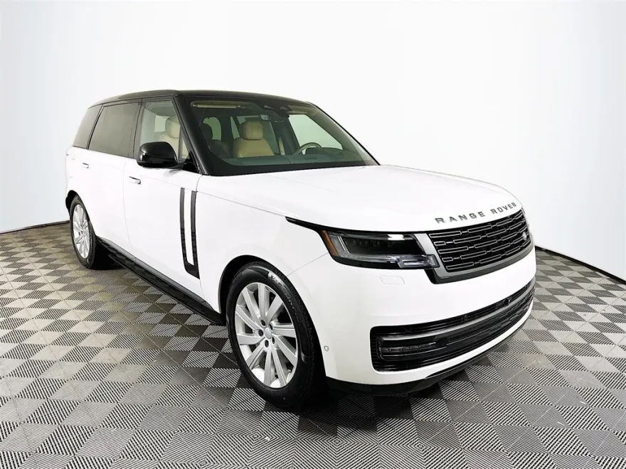 2025 Land Rover Range Rover SE photo 1