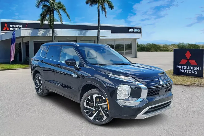 2025 Mitsubishi Outlander PHEV SEL photo 1
