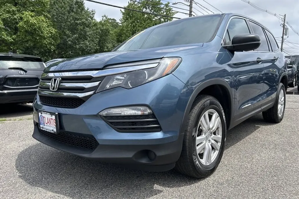 2016 Honda Pilot LX photo 1