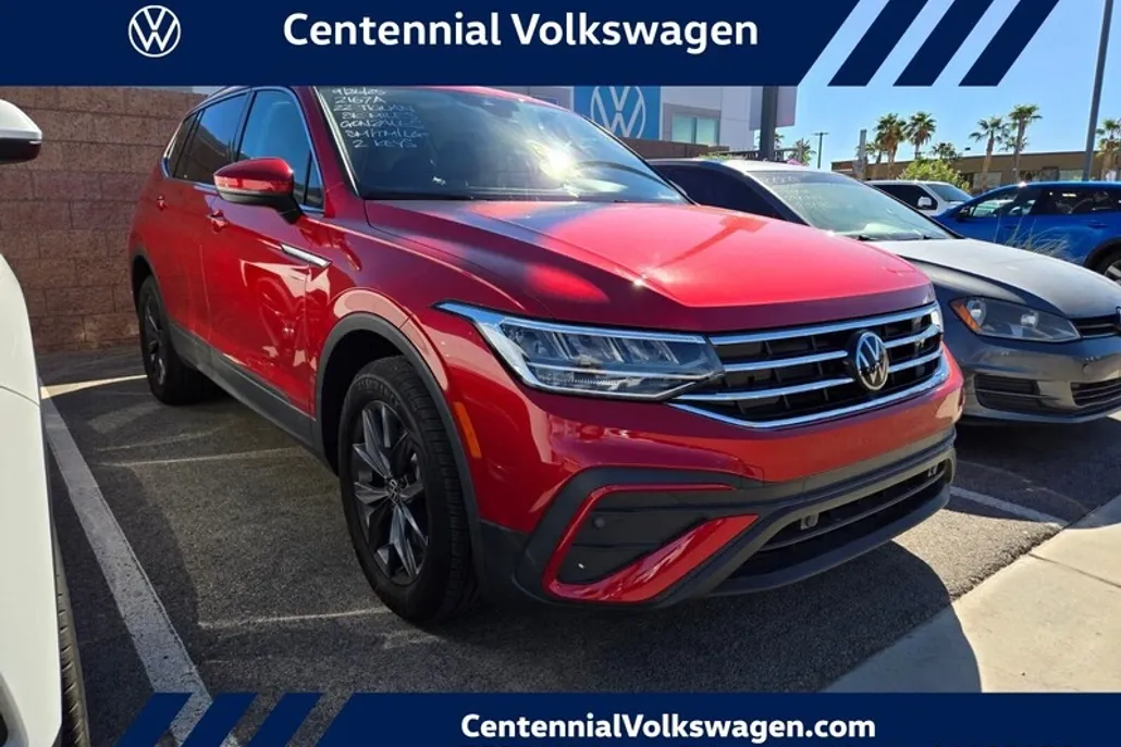 2022 Volkswagen Tiguan SE photo 1
