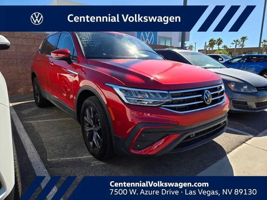 2022 Volkswagen Tiguan SE photo 1