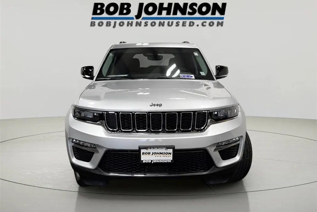 2024 Jeep Grand Cherokee Limited photo 1