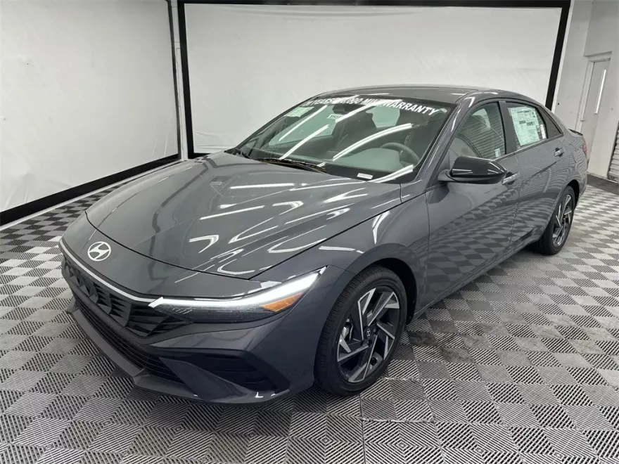 2025 Hyundai Elantra Hybrid SEL Sport photo 1