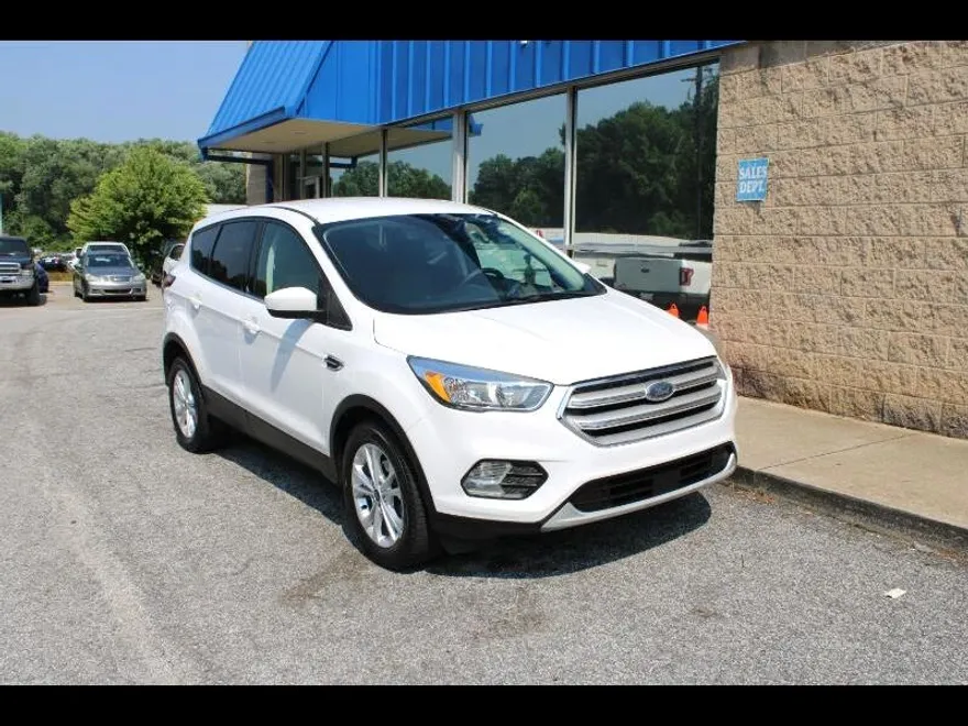 2018 Ford Escape SE photo 1