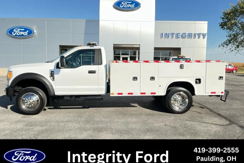 2017 Ford F-550 XL photo 1
