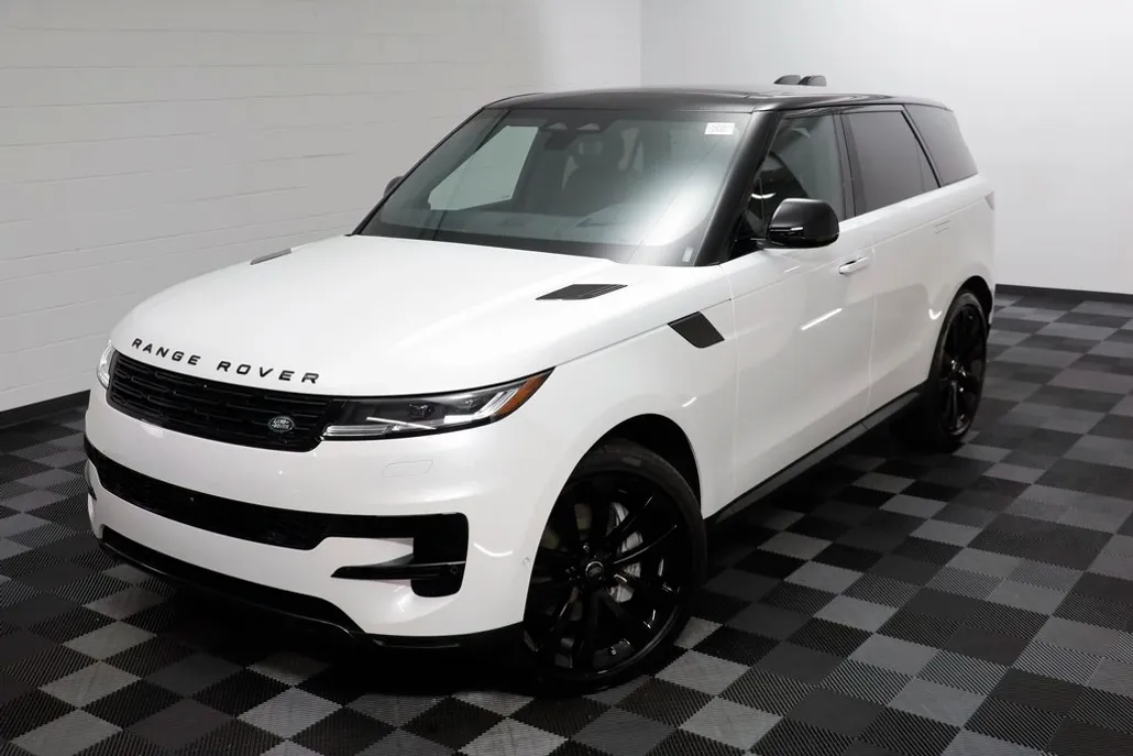 2025 Land Rover Range Rover Sport SE photo 1