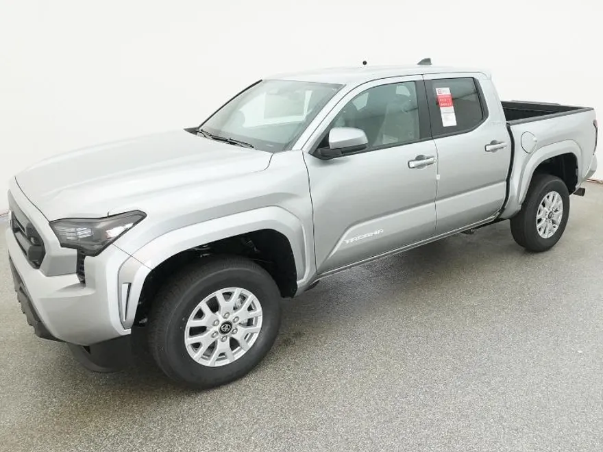 2025 Toyota Tacoma SR5 Double Cab photo 1
