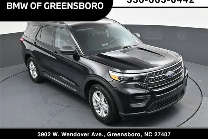 2023 Ford Explorer XLT photo 1