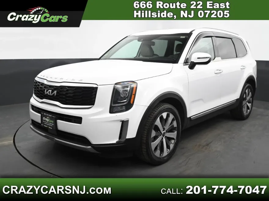 2022 Kia Telluride S photo 1