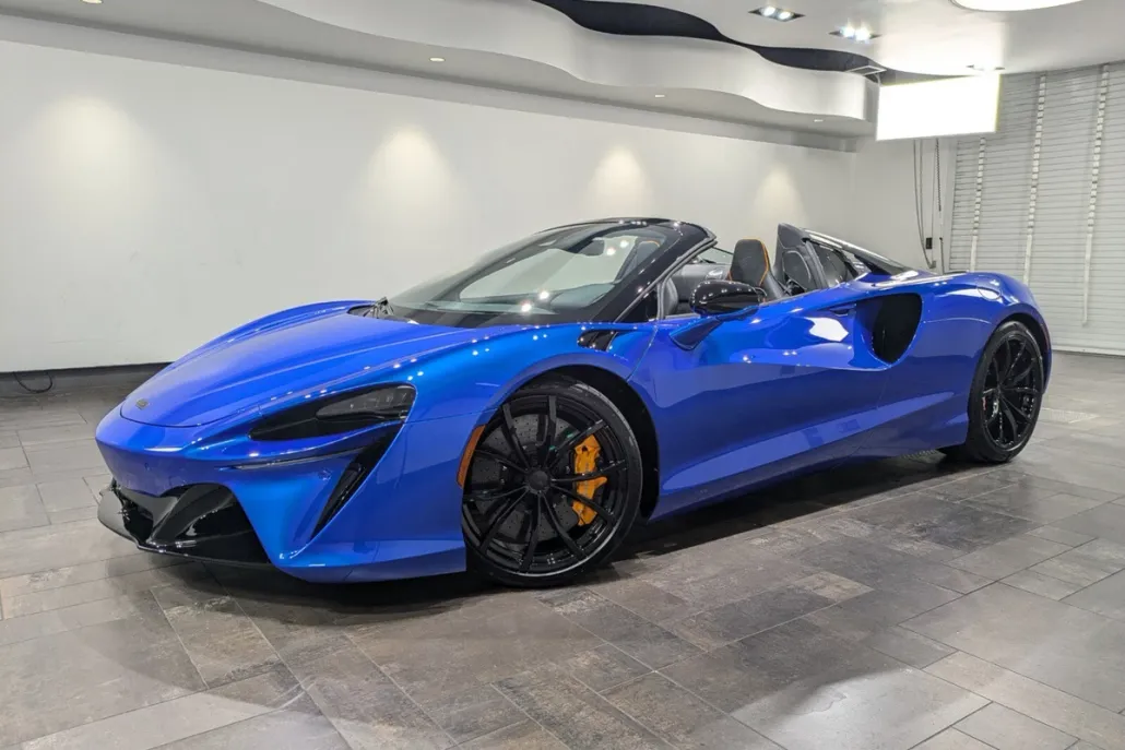 2025 Mclaren ARTURA Spider photo 1