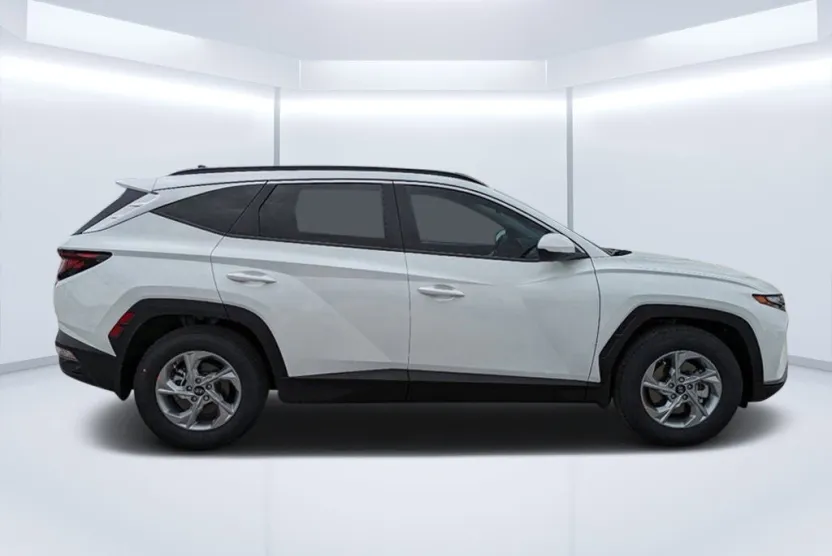 2024 Hyundai Tucson SEL photo 1