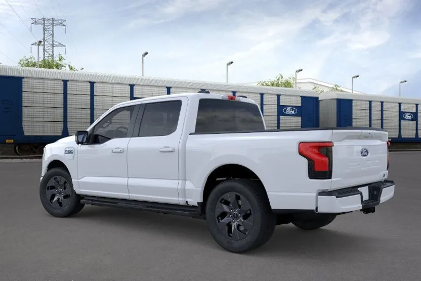 2025 Ford F-150 Lightning photo 1