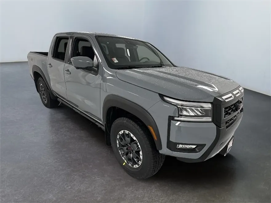 2025 Nissan Frontier PRO-4X photo 1